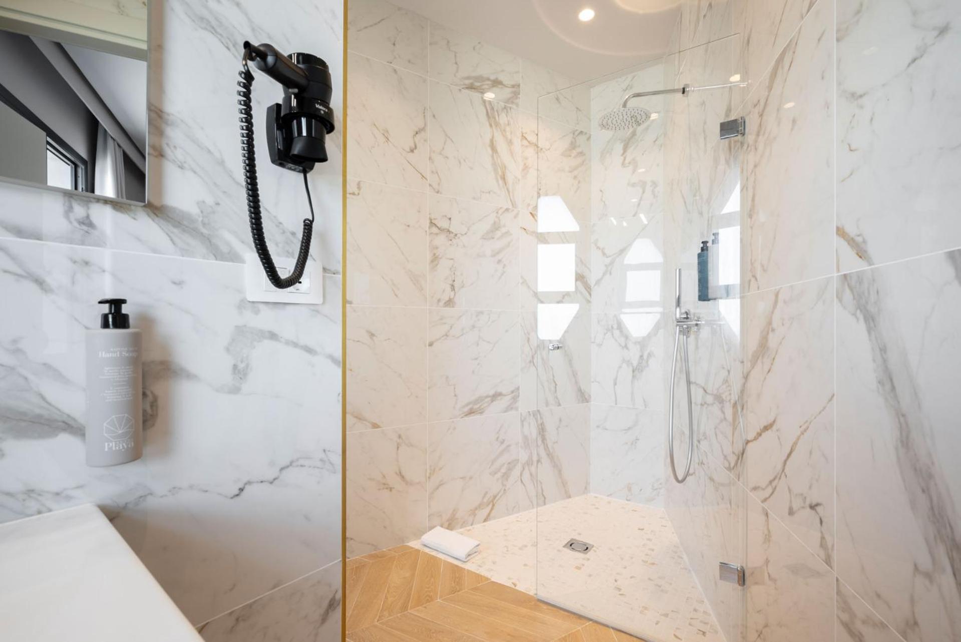 Hotel Playa Suite ฟาโน ภายนอก รูปภาพ