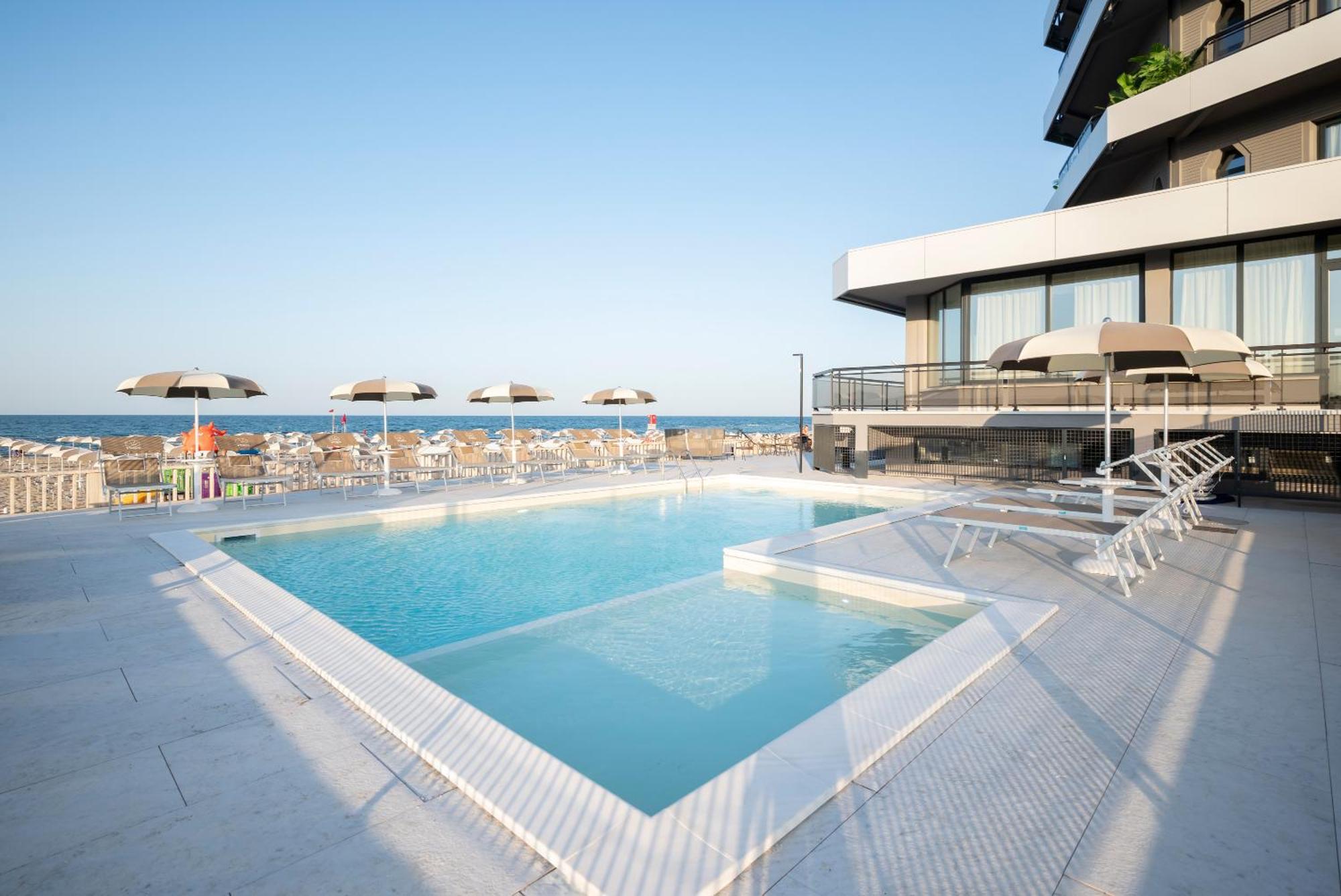 Hotel Playa Suite ฟาโน ภายนอก รูปภาพ