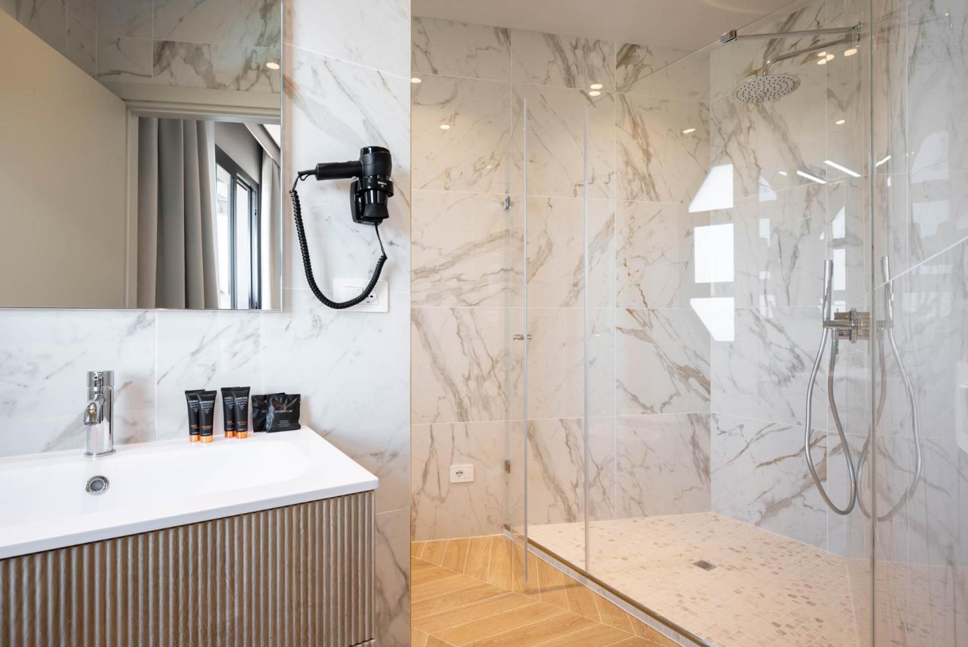 Hotel Playa Suite ฟาโน ภายนอก รูปภาพ